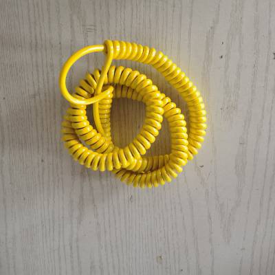 屏蔽连接用超柔拖链弹簧线_千宝黄色PUR螺旋电缆_绝缘PUR螺旋电缆厂家