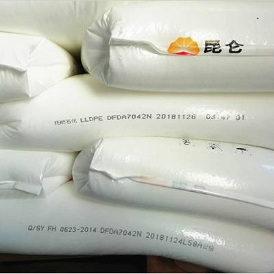 LDPE 中石化 牌号 2426K 高压聚乙烯 价格 吹膜塑料颗粒