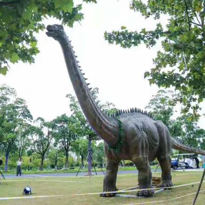 奈雪仿真恐龙出租 供应大型巡游恐龙道具 那这恐龙出租出售