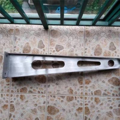 学校 牛腿支架 挑梁式阳台承重多少 加固加厚