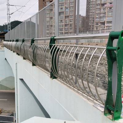 桥梁防撞护栏 河道景观护栏 不锈钢桥梁护栏安装