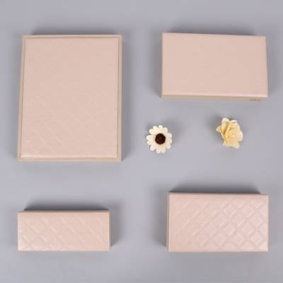 ��Ʒ�ж��� ��ů������