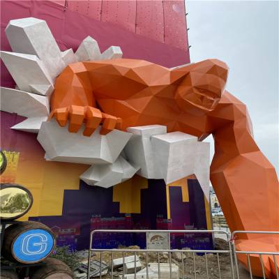 佛山时代广场切面猴雕塑 抽象动物雕塑 玻璃钢模型雕塑