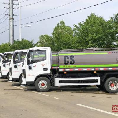 中国中车楚胜汽车5吨绿化洒水车 5方道路洗洒车