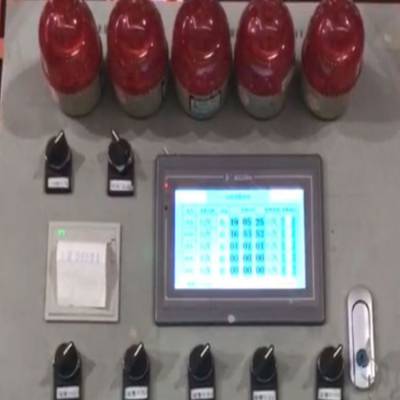 二衬防脱空机施工视频