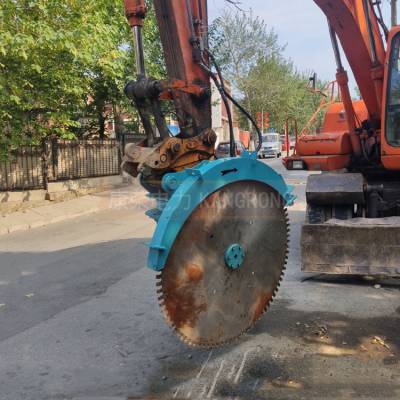 矿山隧道液压切割机硬质地面开槽锯钩机360度旋转液压圆盘岩石锯康荣