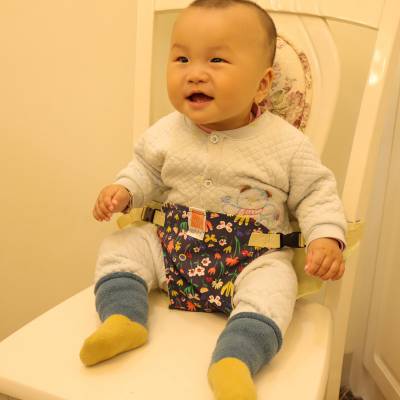 2019新欧美风格婴儿就餐腰带便携式儿童座椅宝宝餐椅带安全用餐具