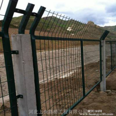 磨万铁路护栏 厂家销售规格 浸塑金属防护栅栏