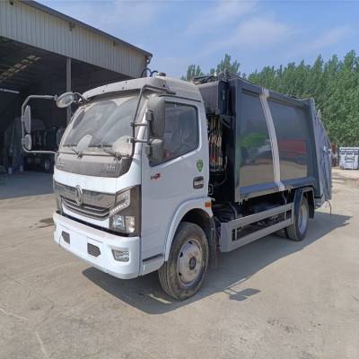 压缩垃圾车报价 程力钩臂垃圾车