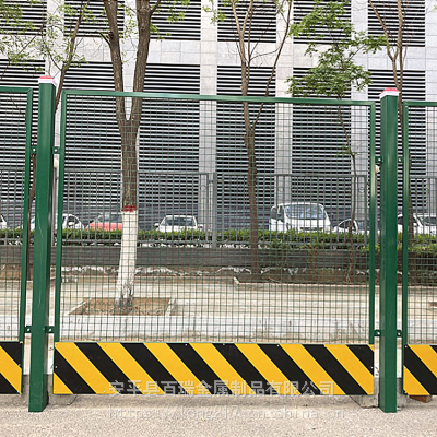 西安轨道交通护栏 施工市政护栏网 绿色网格施工围挡***