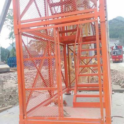 国标建筑梯笼 施工安全梯笼 春泉厂家批发立杆挂网及配件