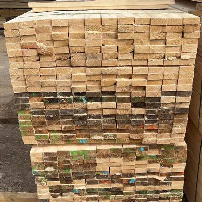 樟子松建筑木方 工程用材 4*8白松型材国标尺寸不开裂盛发祥木业