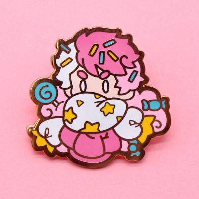 工艺品订做厂家电镀仿珐琅UV烤漆上色哪里有班服和徽章定制