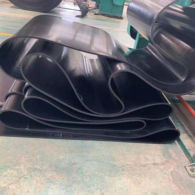 阻燃PVC工业皮带 帆布输送带 平面橡胶传送带 输送设备