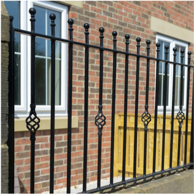 铁艺小区围栏护栏，安装简易 ，易焊接，造型美观，结构牢固，防腐性好
