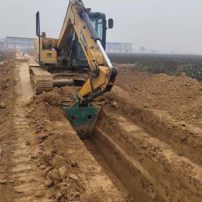 梯型水渠衬砌机边坡成形设备混凝土水沟滑模机欢迎定购