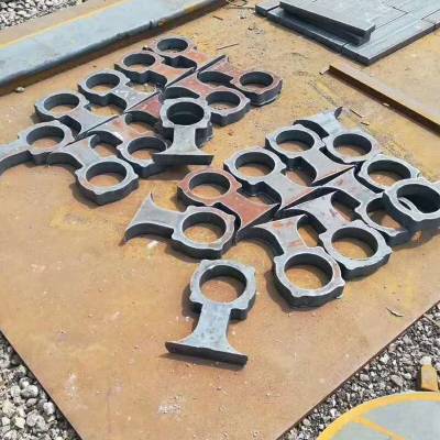 成都现货供应45#中厚板 两切钢板 定尺定制打孔激光切割加工