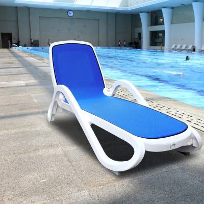 室内恒温游泳馆塑料沙滩椅意大利进口NARDI水上乐园沙滩躺椅