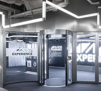 ����������������ʩ�� �������� �Ϻ�Ħͨ�Ļ���չ��Ӧ