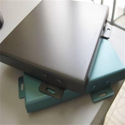 2.0mm氟碳铝单板幕墙板如何选择不易褪色