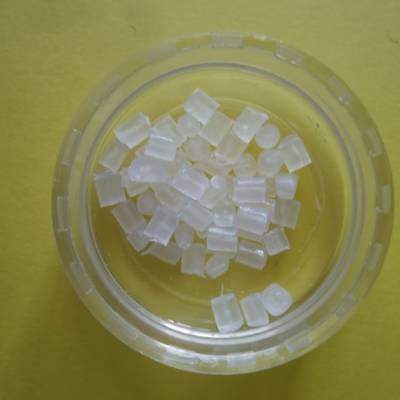 聚乙烯(pe)降温母粒 半透明易溶颗粒 改性塑料热稳定剂 分散均匀