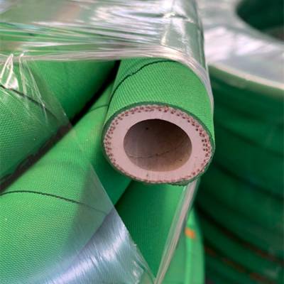 恒喆橡塑专业生产无碳绝缘胶管,型号齐全，质优价廉。