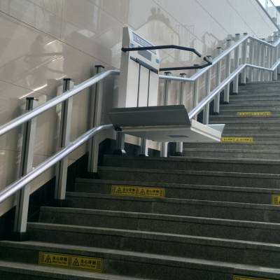 地下通道电梯 爬楼无障碍电梯 残疾人斜挂式平台生产安装厂家