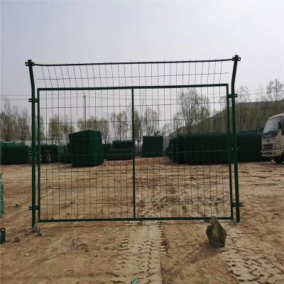 公路封闭围栏网 河道铁丝网围栏 畜牧养殖钢丝网