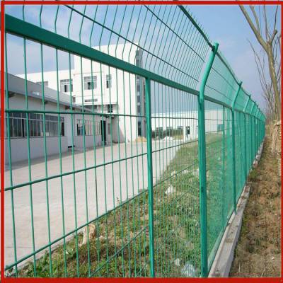 护栏网定做焊接 铁路护栏网厂家 马路安全围栏网