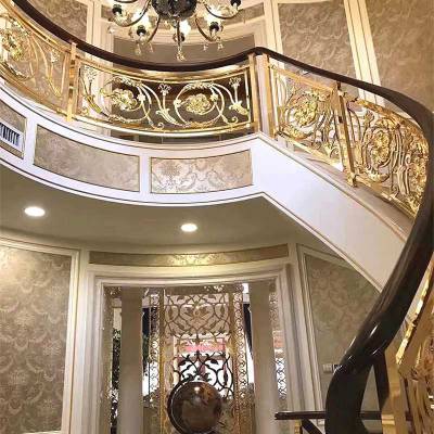 酒店镀铜楼梯护栏特点 外观尽显豪华与轻奢不羁