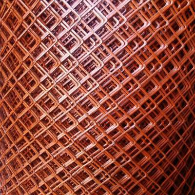 新疆钢板网厂家 脚手架钢笆网 防护网金属板网 菱形网 防锈漆钢板网 钢筋焊接踩踏网