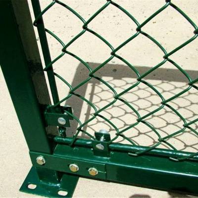 围栏网 浸塑护栏围栏 勾花网 篮球运动场镀锌丝围栏网 边坡网厂