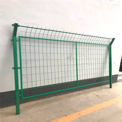 绿色网片围墙铁丝网优盾焊接隔离栅河道边框护栏网定制