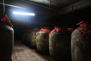 生产厂家直销  原酒定制酒厂家山东