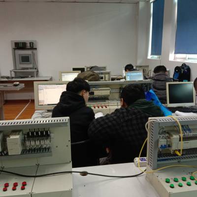 阜阳PLC培训 工业机器人培训 众为西门子三菱PLC培训