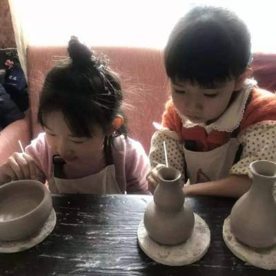 广西坭兴陶文化创意产业园坭兴陶茶壶厂家直销