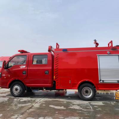 4.5吨消防洒水车机场消防洒水车图片
