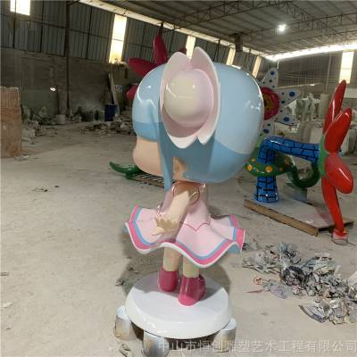 中山玻璃钢卡通少女雕塑 卡通人物造型雕塑 商场美陈摆件