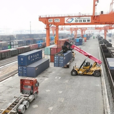 中欧班列 霍尔果斯口岸-欧洲 运输日用百货 铁路集装箱整柜运输