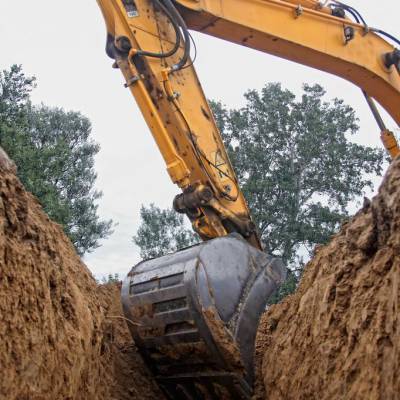 通州永乐店挖掘机出租-破碎拆除-挖坑回填一站式
