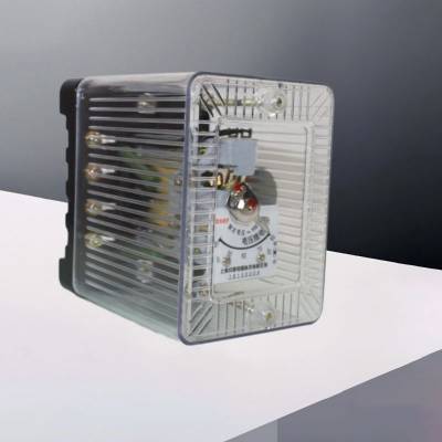 JOSEF约瑟 DJ-132-80CN电压继电器 动作稳定，系数高，防护好