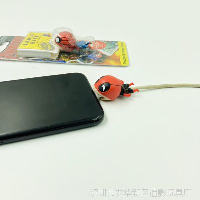 卡通漫威周边 死侍 蜘蛛侠 数据线 咬一口苹果保护套充电器iphone