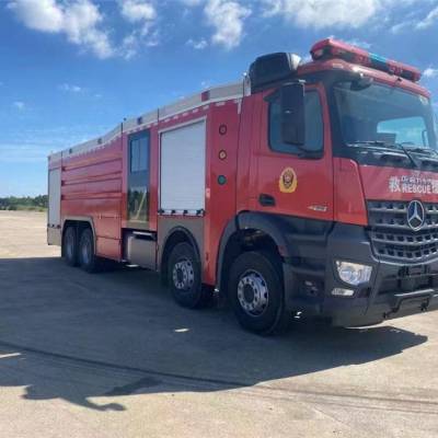 18吨奔驰Arocs水罐泡沫消防车 OM470直列6缸发动机