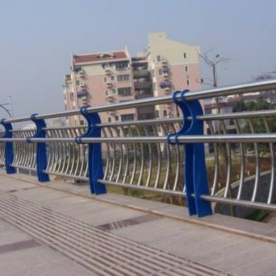 聊城飞龙桥梁护栏厂-内衬不锈钢复合管管件