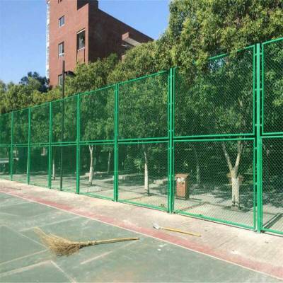 框架式护栏网 体育场所防护网 围山地金属围栏