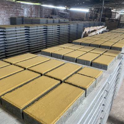 广州环保彩砖水泥人行道透水砖混凝土广场砖水泥建菱砖厂家