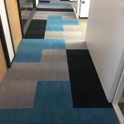 写字楼办公室地面***装饰材料—方块地毯 地毯工厂 若兰地毯