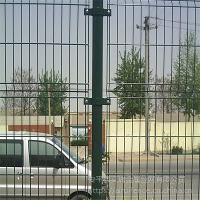 路口隔离网 防护网隔离网 浸塑铁丝网护栏
