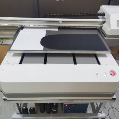小型UV平板打印机 皮革uv平板打印机 PVC皮革uv印刷机