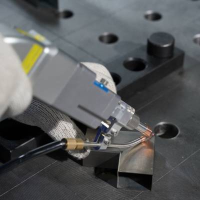 激光管材焊接机 音响外壳手持焊接 ***咨询